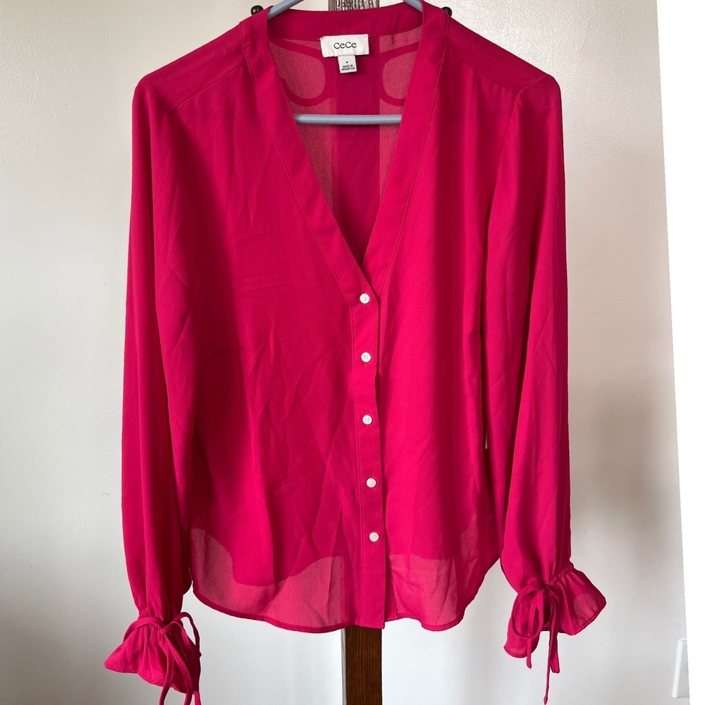 CeCe Ruby Blush Pink V-Neck Button Front Ruffle Tie Cuff Blouse Top M Bold NEW